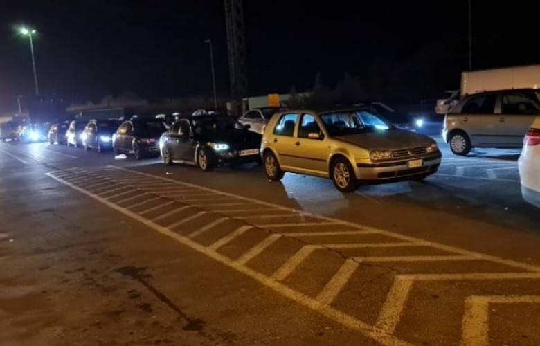 Gurbetçilerimizin Ülkeye Kitlevi Gelişi Sınırlarda Uzun Kuyruklara Yol Açıyor