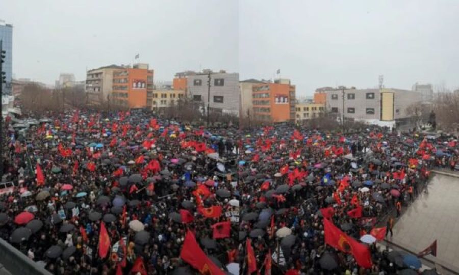 Skenderbey Meydanı’nda Vatandaşlar Adalet Talep Ediyor
