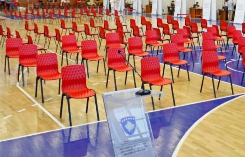 Hükümet’in Aşı Olmayanlara Karşı Tedbirler Alması Talep Ediliyor