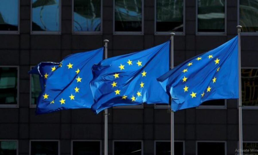 AB: Kosova’nın Avrupa Yolundaki İlerlemesi İç Siyasi Kriz ve Bölünmeler Nedeniyle Yavaşladı