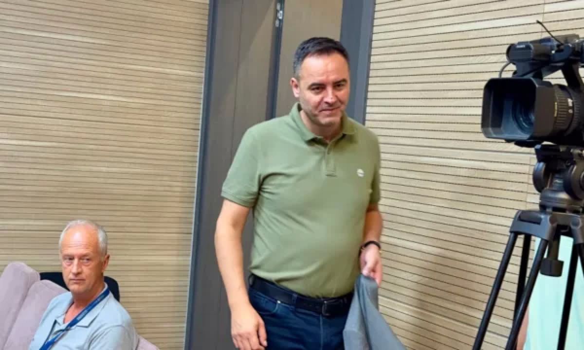 Glauk Konjufca Beraat Etti