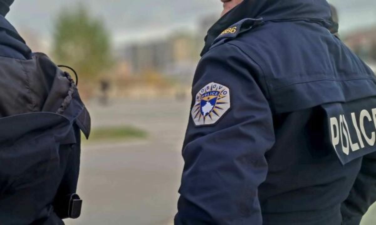 Priştine'de İki Adrese Operasyon: Silah ve 40 Mermi Ele Geçirildi
