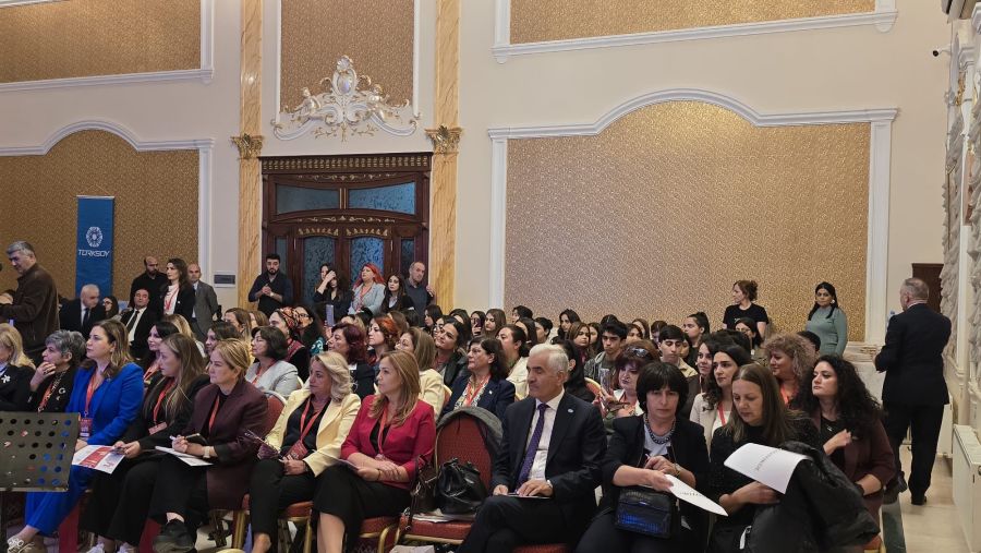 Jılta, Bakü’de Uluslararası Türk Dünyası Çalıştayı’nda