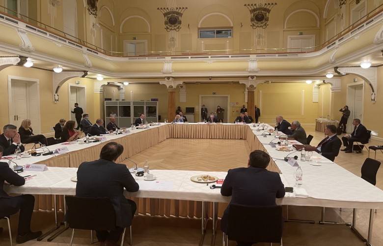 Kurti, Avrupa Sosyal Demokratlar Toplantısında