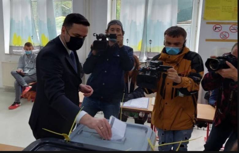 Vatandaşlar Bugün Gelecekleri Hakkında Karar Veriyor
