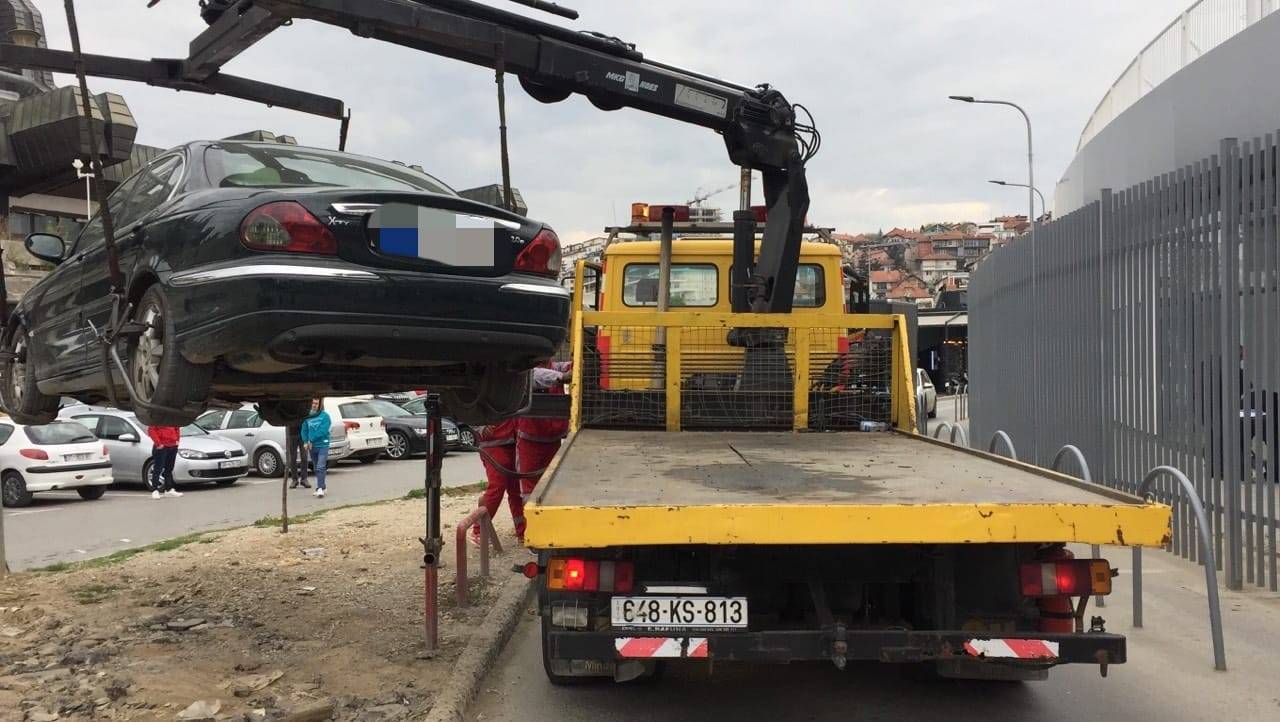 Kaldırımda Araçların Park Edilmesi Cezalandırılacak
