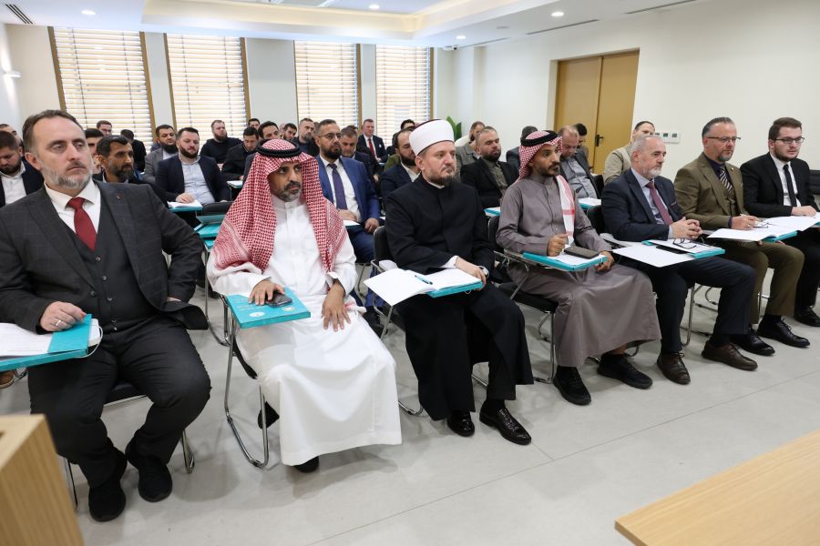 Suudi Arabistan’dan Kosova’lı İmam, Vaiz ve Müezzinlere Dini-bilimsel Eğitim