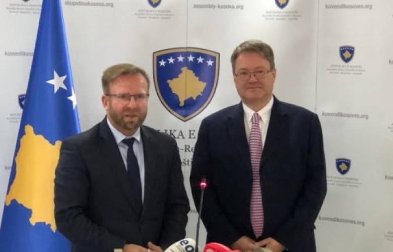 Abbott: Kosova ile İlişkiler Güçlü ve Değişmeyecek
