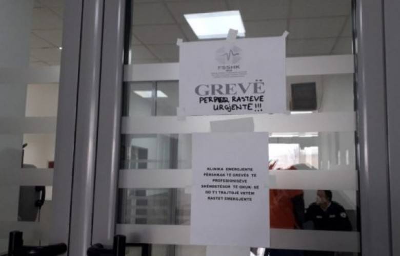 Sağlık Çalışanları Grevde