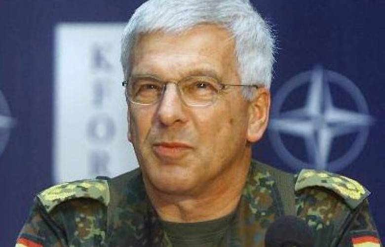 Kosova’da KFOR’un İlk Komutanı Reinhardt Vefat Etti