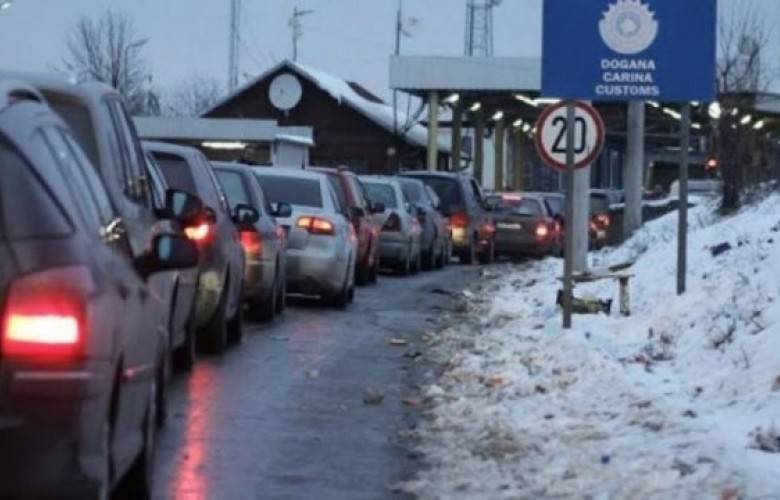 Gurbetçilerimizin Ülke Çıkışında Bekleyişleri Hala Saatlerce Sürüyor