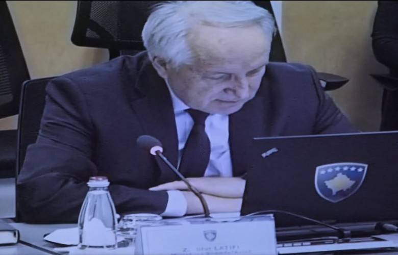 Sağlıkçıların Uzmanlaşması İçin Ağustos’a Kadar Ödeme Yapılacak