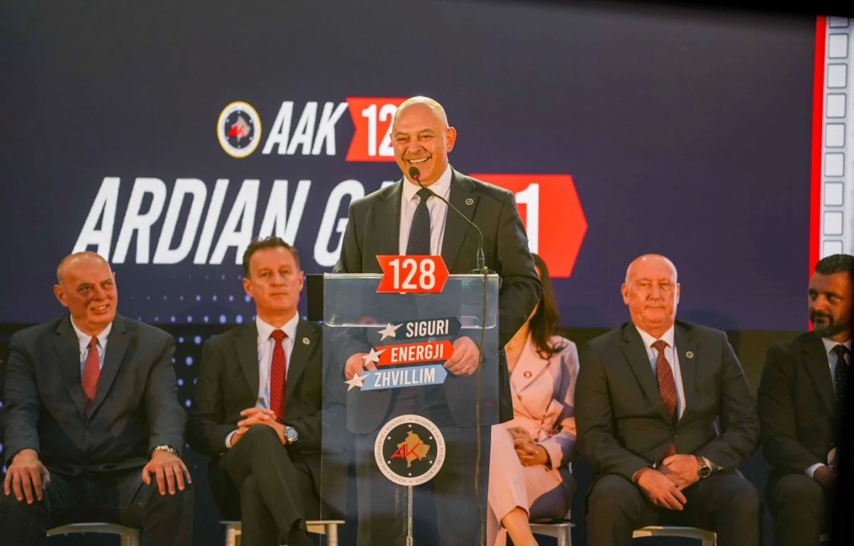 Gjini: Zafer Günü Yakında 