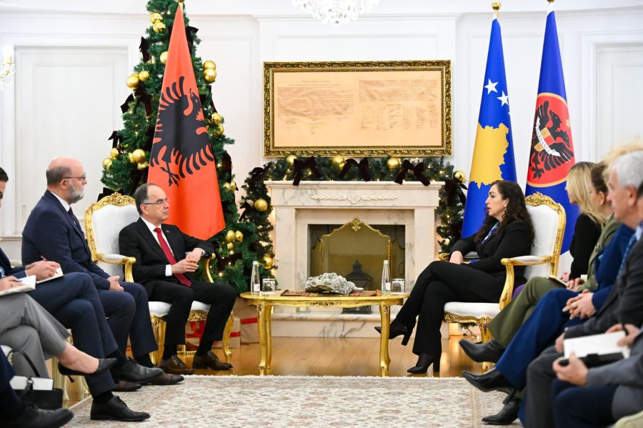 Osmani ve Begaj,  Kosova-Arnavutluk İşbirliğini Görüştü