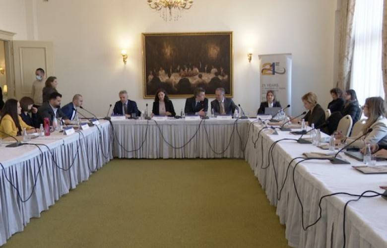 Bislimi: Asgari Ücret 250 Euro Olacak