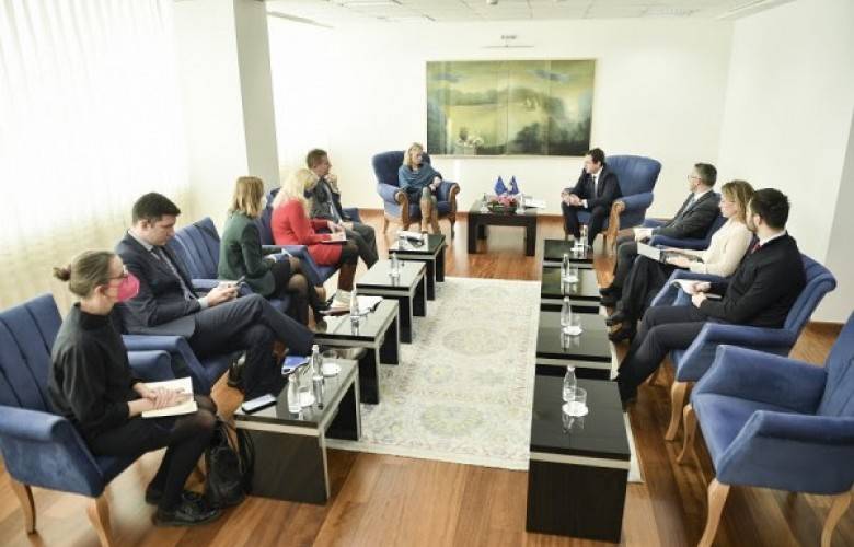Kurti ve von Cramon Ukrayna’daki Durumu Görüştüler