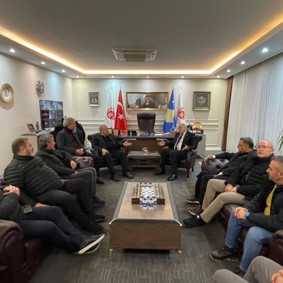  KDTP Parti Merkezinde  Eski TBMM Başkanı Şentop Ağırlandı