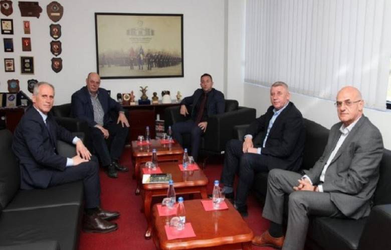 Mehaj,  KGG’nin Eski Komutanlarını Kabul Etti