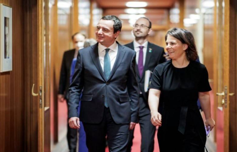 Kurti Bu Ay, ABD Yolcusu