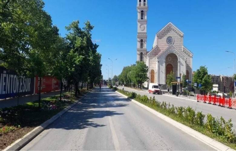 Bu Hafta Sonu da Priştine Merkezindeki Cadde ve Sokaklarda Trafik Tek Yön