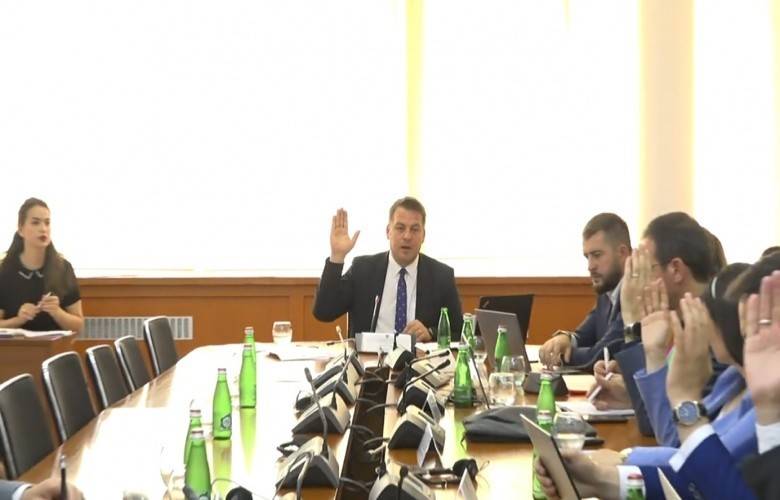 Bütçe Komisyonu, Bütçenin Gözden Geçirilmesini Onayladı