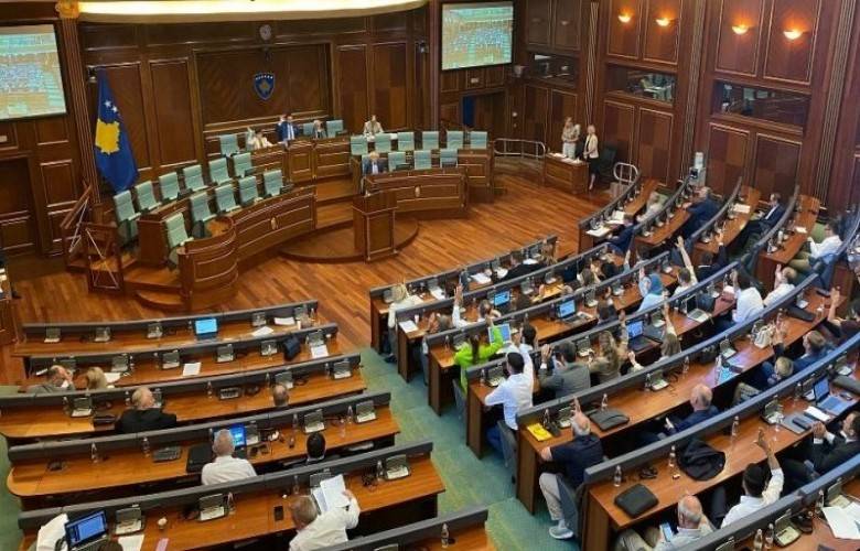İlaç Fiyatlarına İlişkin Yasa Tasarısına Karşı İktidar-Muhalefet Çatışması