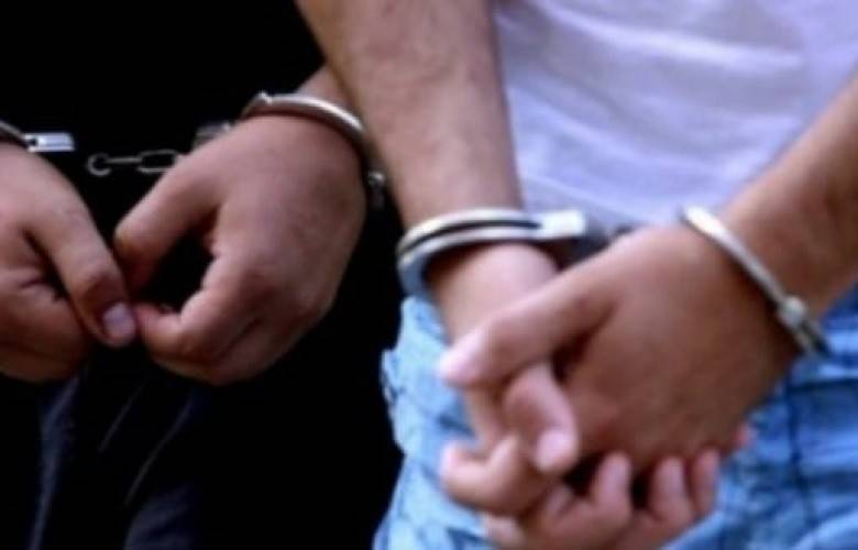 Polis Operasyonlarında Beş Kişi Tutuklanırken, İki İnsan Ticareti Mağduru da Tespit Edildi