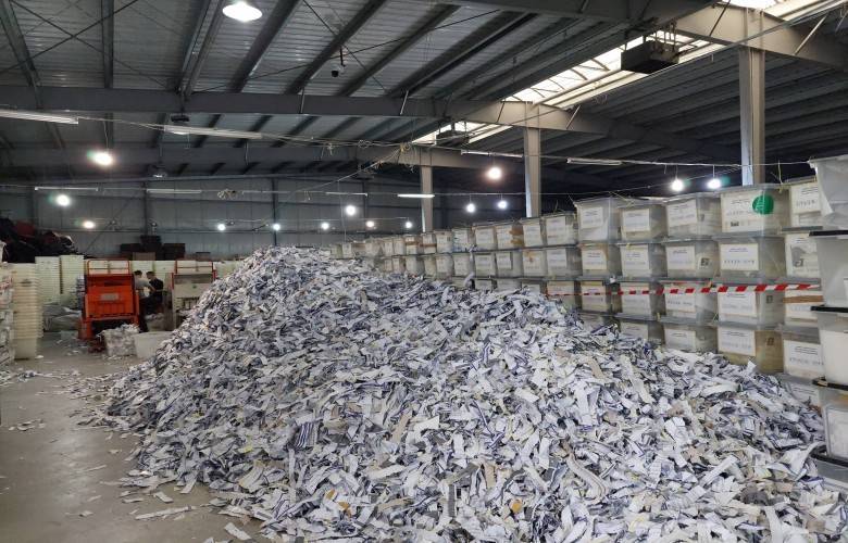 MSK, Seçim Malzemelerini İmha Etmeye Başladı