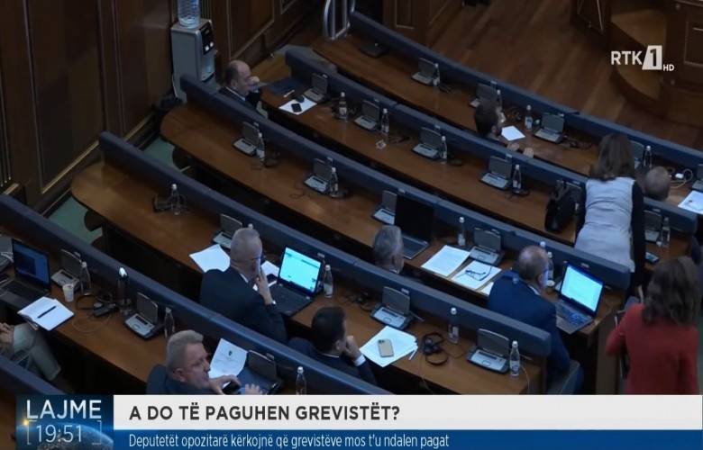 Muhalefet Grevcilerin Maaşlarının Kesilmemesini İstiyor
