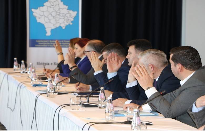 Belediyeler Birliği,  Maaşların Acilen Ödenmesini Talep Ediyor