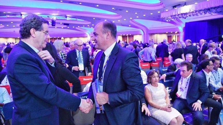 Hoxhaj Dünya Antisemitizm Konferansında