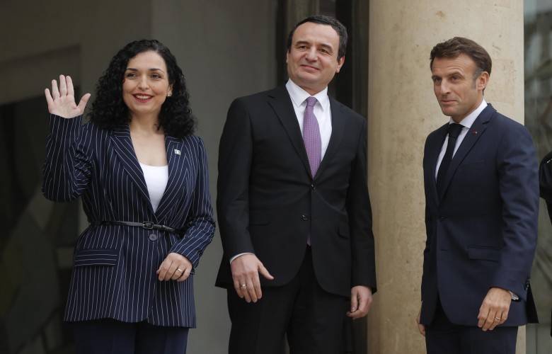 Kurti ve Osmani, Macron ile Diyalog, Güvenlik ve İşbirliği Konularını Görüştü