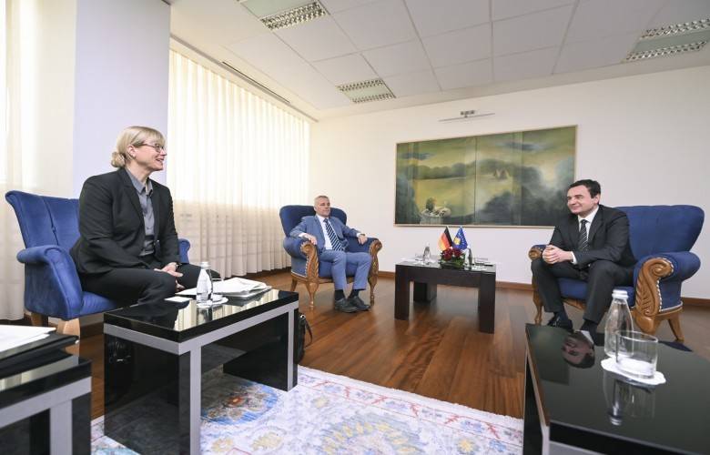 Alman Hukuki İşbirliği Vakfı Kosova'ya Yardım Etmeye Hazır