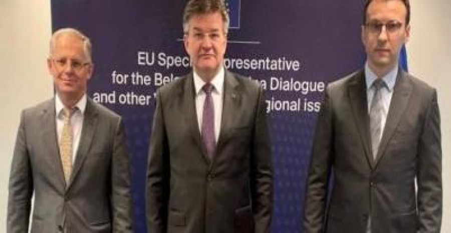 Lajçak Bugün Brüksel’de Bislimi ve Petkoviç’i Ağırlıyor