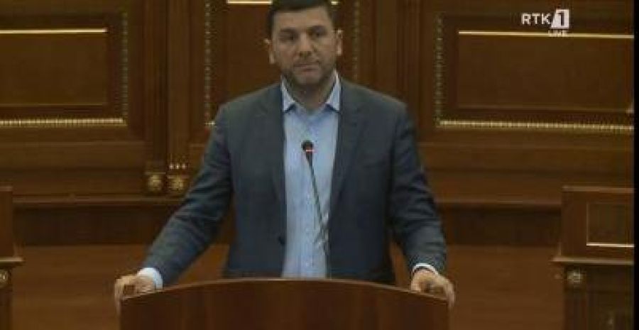Krasniqi: Kurti Hükümeti'nin İki Yılında 107 bin Vatandaş Ülkeyi Terk Etti