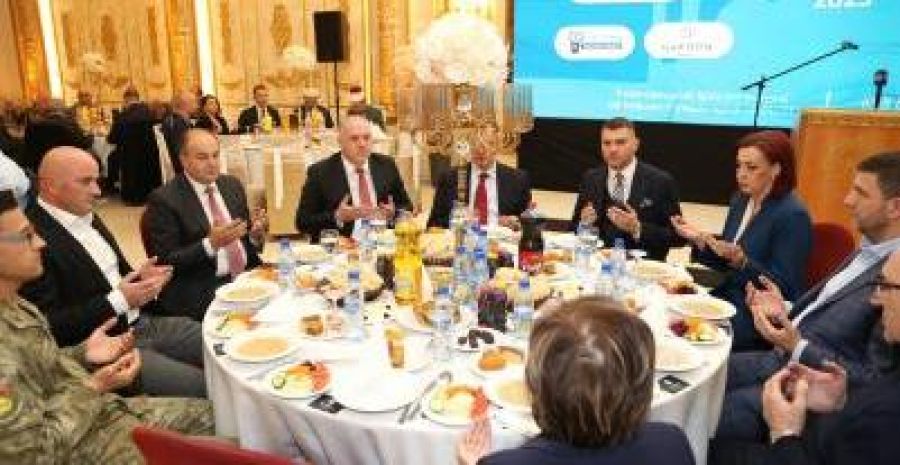 ESNAF Derneği’nin 28. İftar Programında Yerli Ürünler Tanıtıldı
