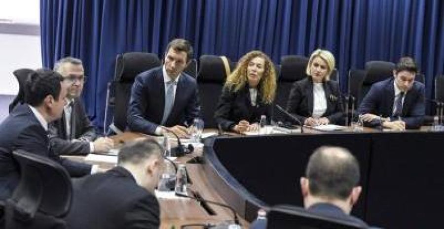 Kosova, Demokrasi ve Ekonomik Kalkınmanın El Ele Yürüdüğünün Kanıtıdır