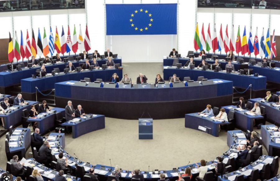 Avrupa Parlamentosu Kosova'ya Vize Serbestisini Bugün Oylayacak