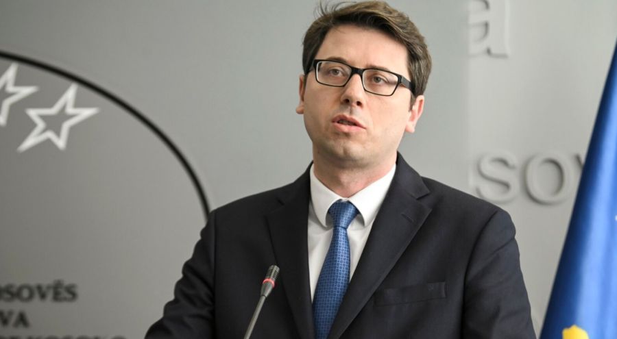Öğrencilerin Bir Kısmına Ödeme Yapıldı, Ay İçinde Emeklilere de Ödeme Bekleniyor