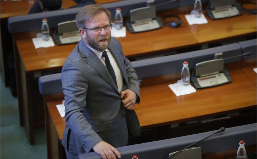 LVV, Haki Abazi'yi Meclis Grubu‘ndan İhraç Ettiğini Açıkladı