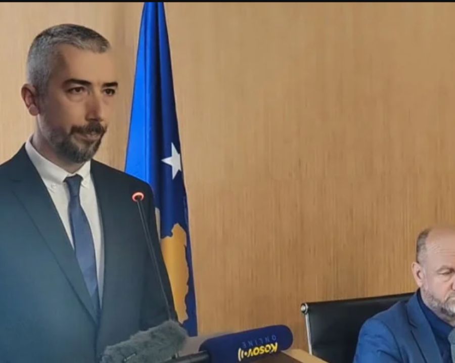Kuzey Mitroviça Belediye Yeni Başkanı Atiç Yemin Etti
