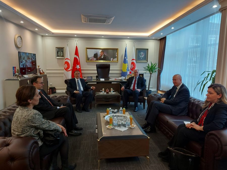 Türkiye Cumhuriyeti  Başdenetçisi Malkoç Kosova Ziyaretinde