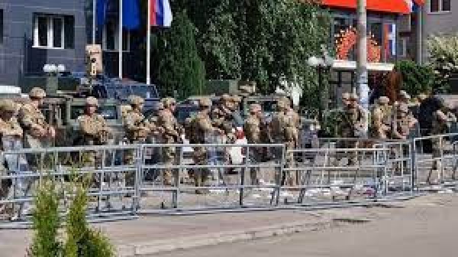 KFOR, Kosova ve Sırbistan'ı Kuzeydeki Durumun Sorumluluğunu Üstlenmeye Çağırdı