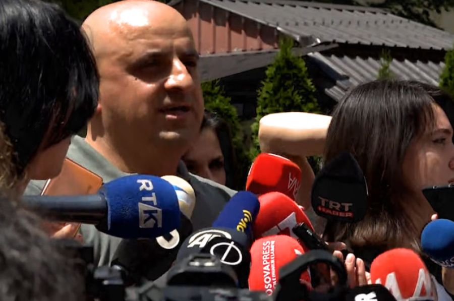 Sırplar Kuzeyde Kitlesel Protesto Uyarısında Bulundu