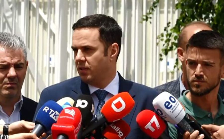 LDK, Hükümet Hakkında Gensoruya Karşı