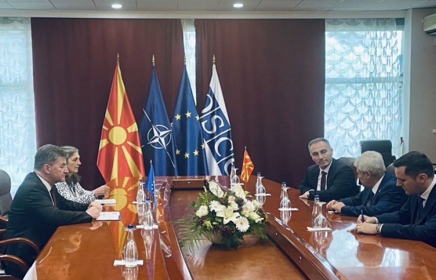 Lajçak: ABD ve AB, Kuzeydeki Gerilimin Acilen Düşürülmesini İstiyor