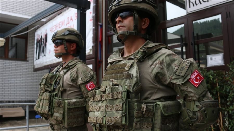 NATO'nun Kosova'daki Barış Gücü KFOR Devriye Faaliyetlerine Devam Ediyor