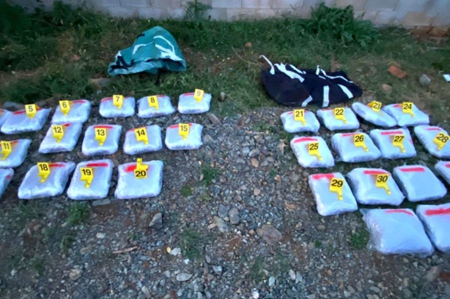 Yakova Yakınlığında Bir Köyde 35 Kg Uyuşturucu Ele Geçirildi