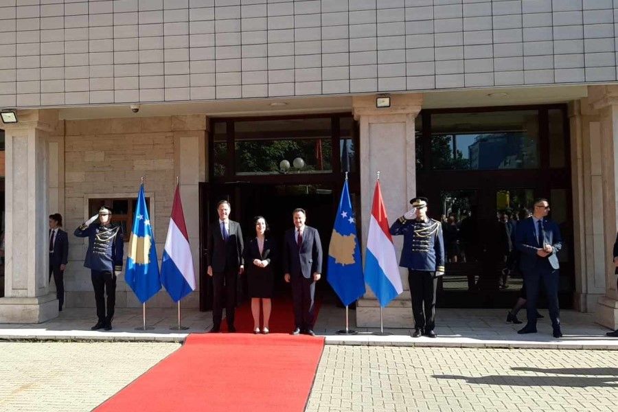 Ortaklar ve Müttefiklerle Zorlukların Üstesinden Gelmeye Özen Gösteriyoruz