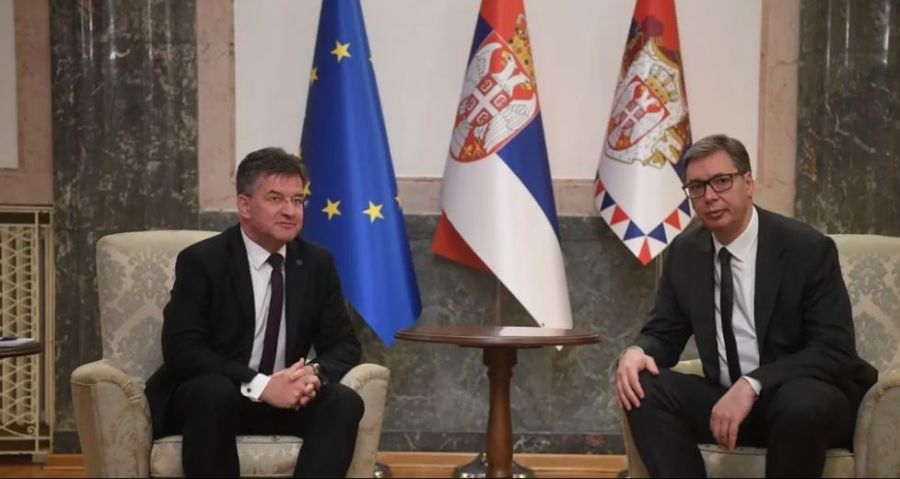 Lajçak ve Vuçiç Kosova’nın Kuzeyindeki Gerilimi Görüştü